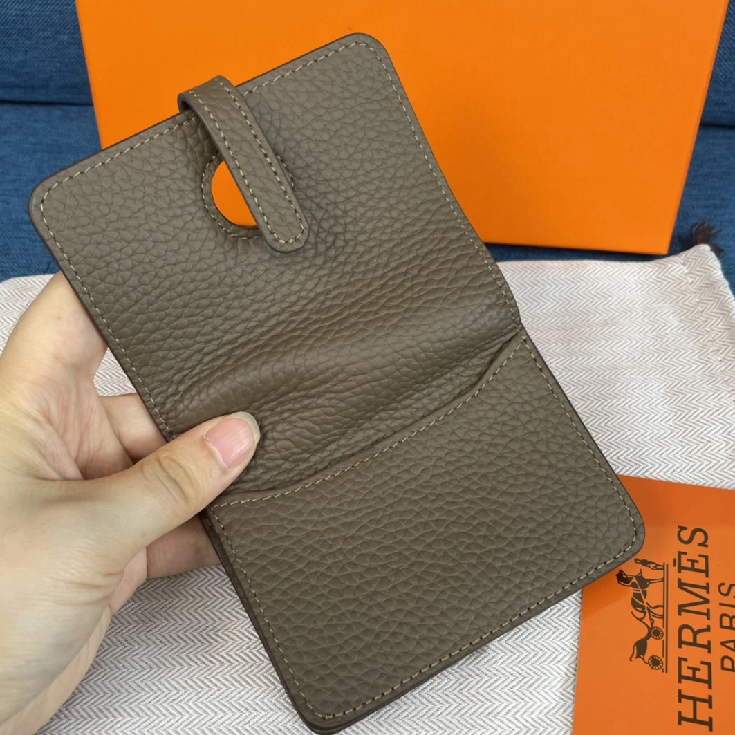 Hermes AAA Quality Wallets For Women Durable 4531 - Image 8