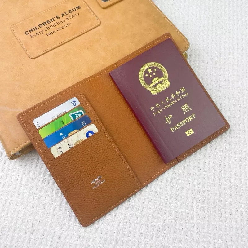 Hermes Card Case UrbanStyle 2455 - Image 3