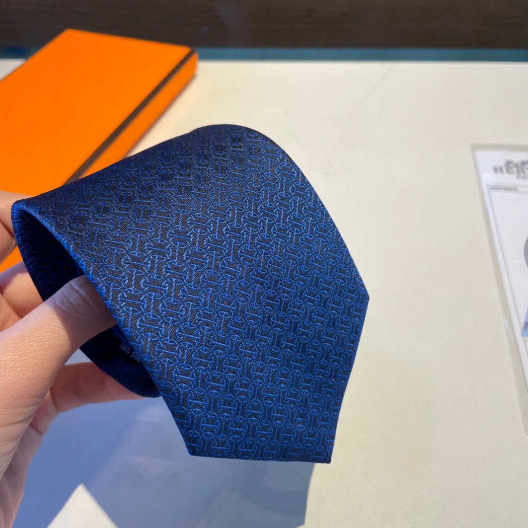 Hermes Necktie For Men Comfortable 1981