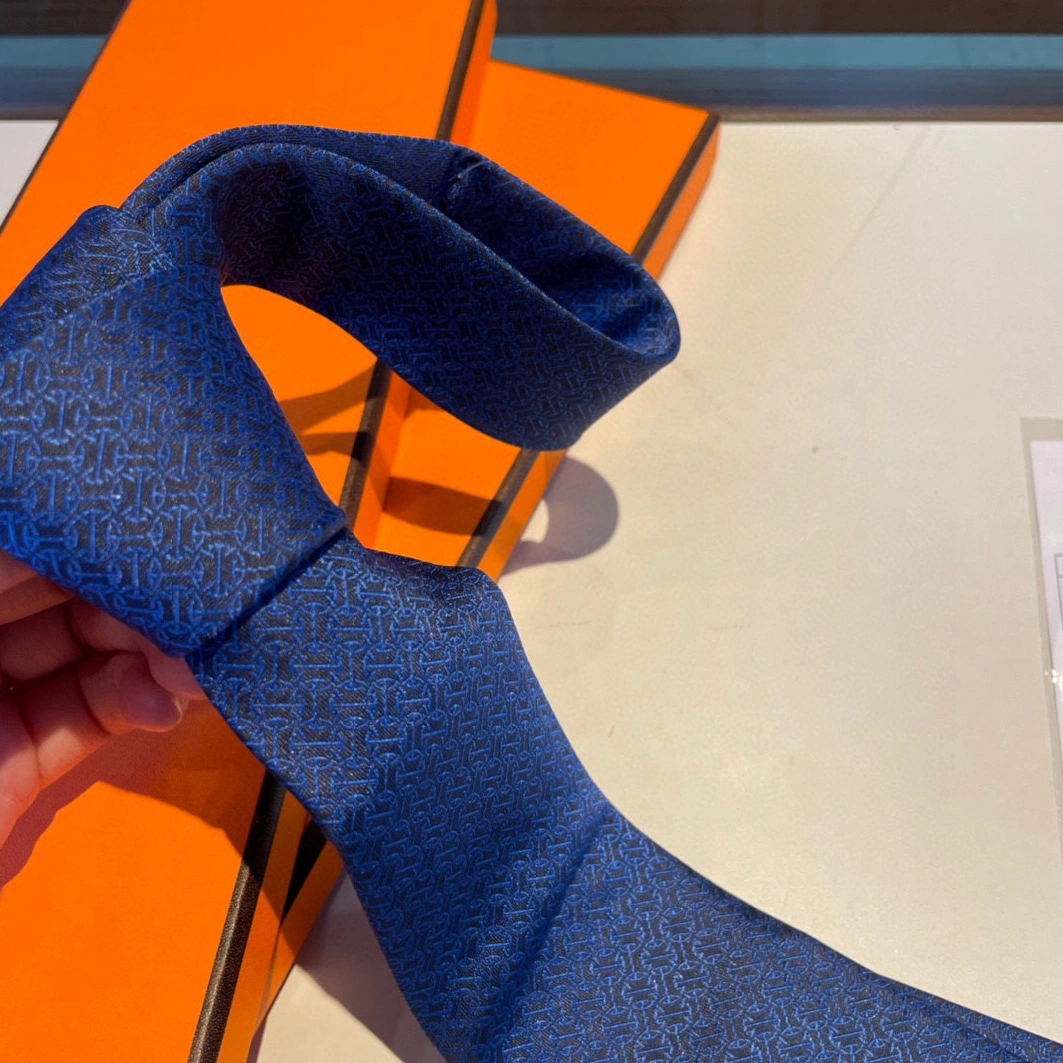 Hermes Necktie For Men Comfortable 1981 - Image 4