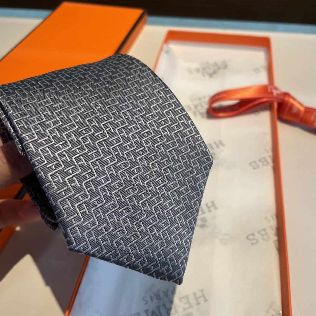 Hermes Necktie For Men HighQuality 9834 - Image 4