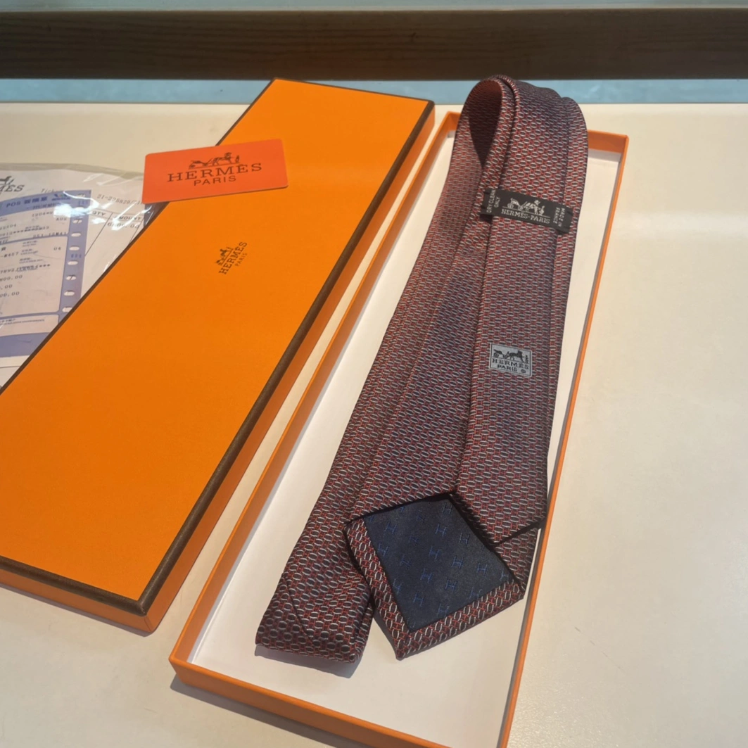 Hermes Necktie For Men Minimalist 1537 - Image 7