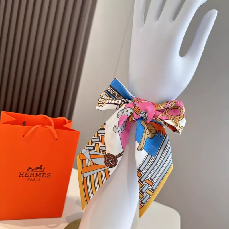 Hermes Silk Scarf Lightweight 7837 - Image 5