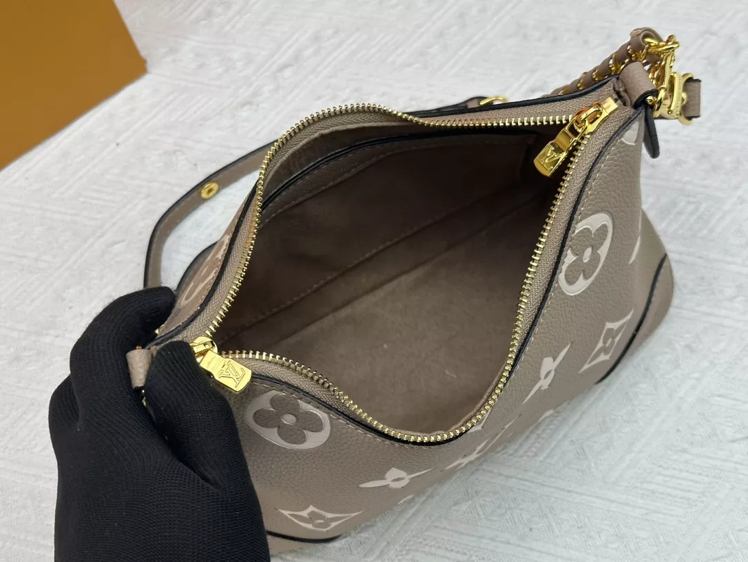 HighQuality 1207 Louis Vuitton AAA Quality Messenger Bags For Women - Image 8