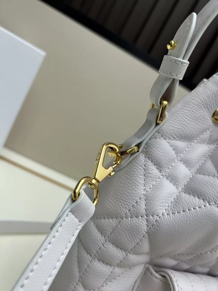 HighQuality 2054 Christian Dior AAA Quality Messenger Bags For Women - Image 6