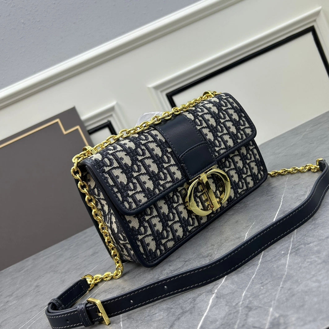 HighQuality 3327 Christian Dior AAA Quality Messenger Bags For Women