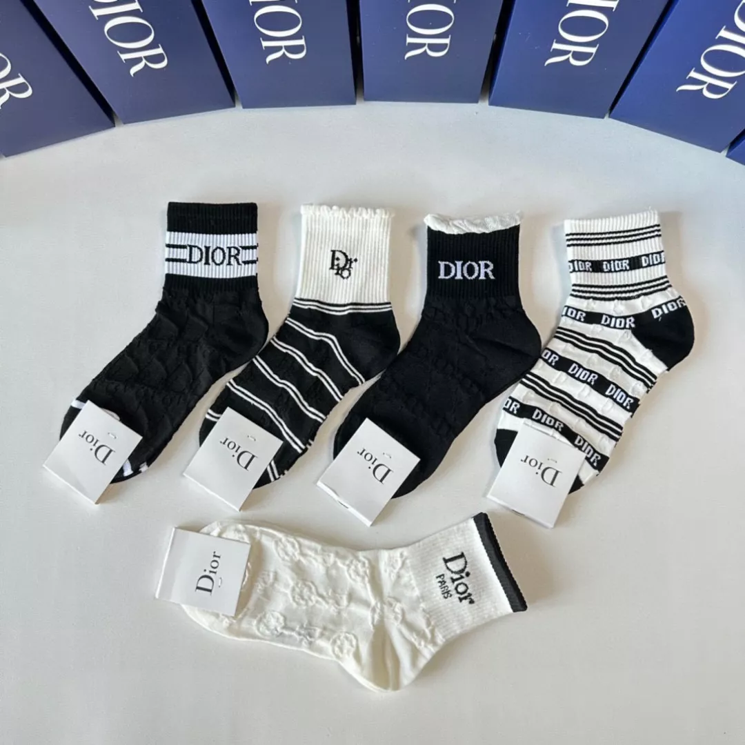 HighQuality 5043 Christian Dior Socks - Image 3