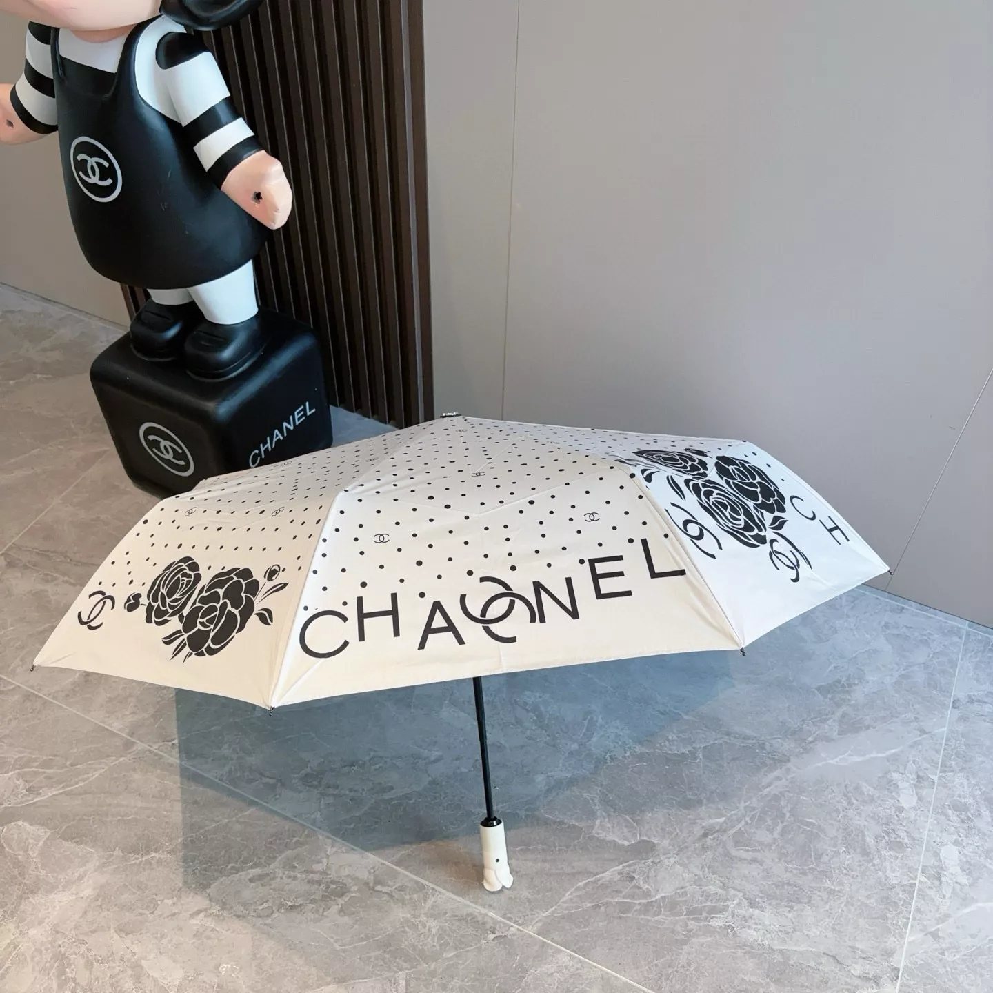 Lightweight 2595 Chanel Umbrellas
