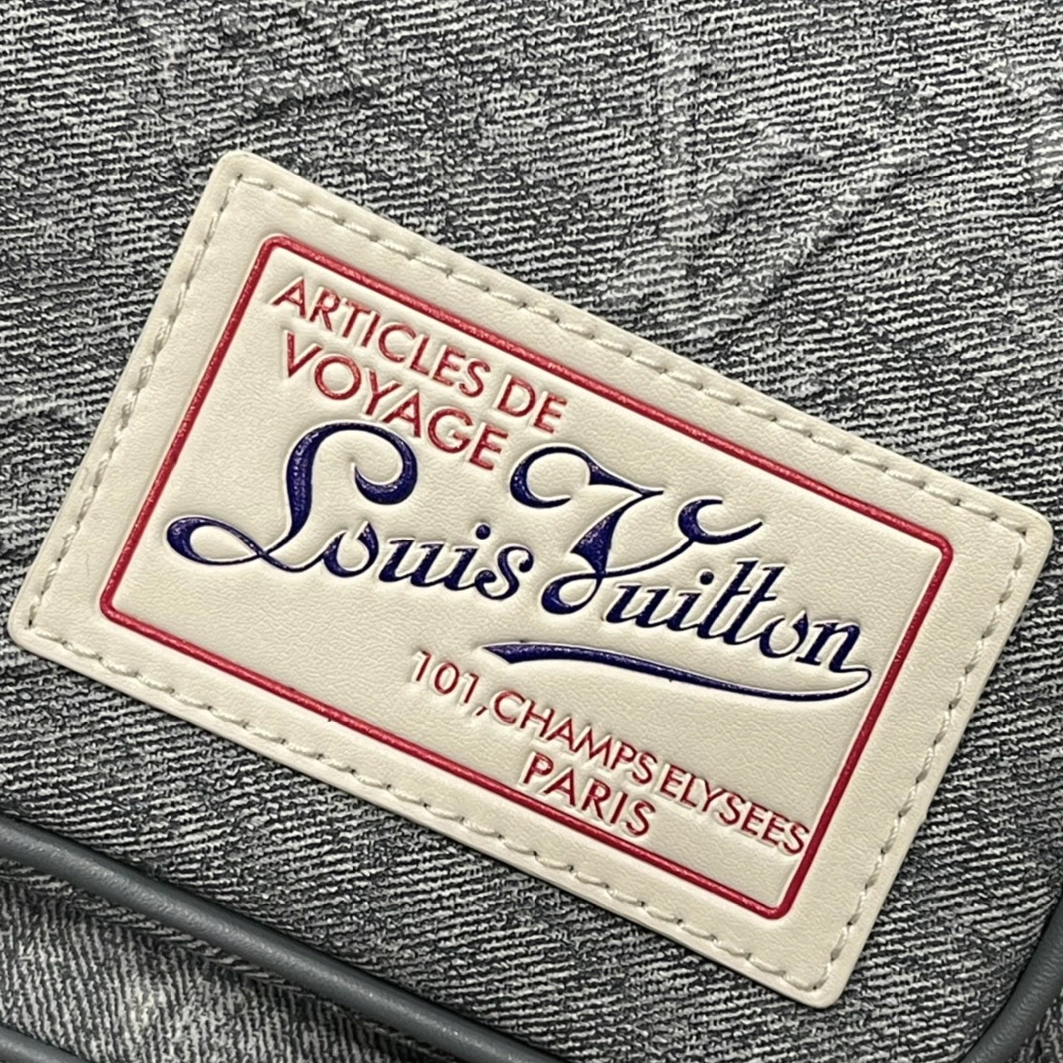 Louis Vuitton AAA Quality Backpacks For Unisex EyeCatching 5043 - Image 6