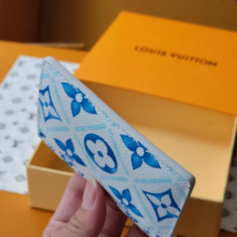 Louis Vuitton AAA Quality Card Case Efficient 104 - Image 5