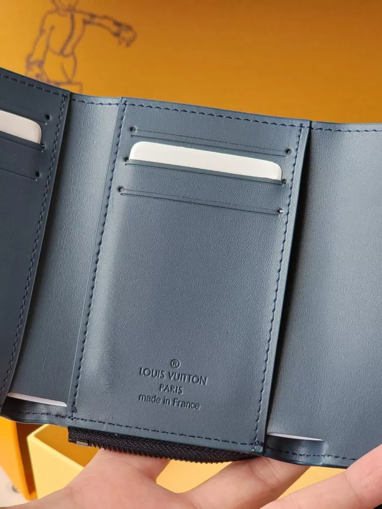 Louis Vuitton AAA Quality Card Case GoAnywhere 5303 - Image 4