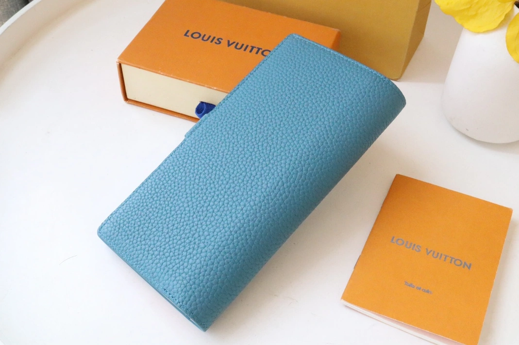 Louis Vuitton AAA Quality Card Case GoodFit 7364 - Image 3