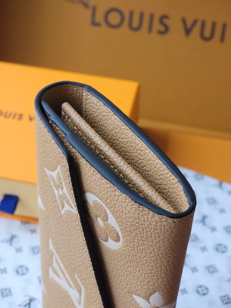 Louis Vuitton AAA Quality Card Case HighQuality 2673 - Image 5