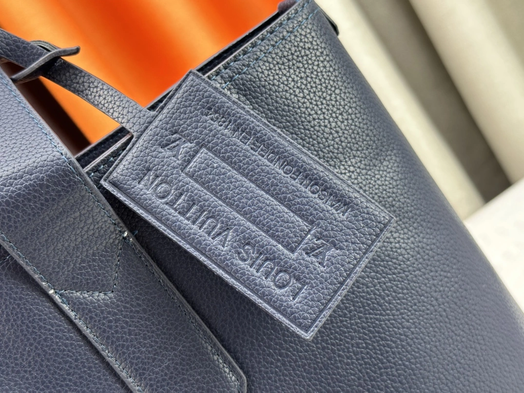 Louis Vuitton AAA Quality Handbags For Unisex Timeless 1521 - Image 7