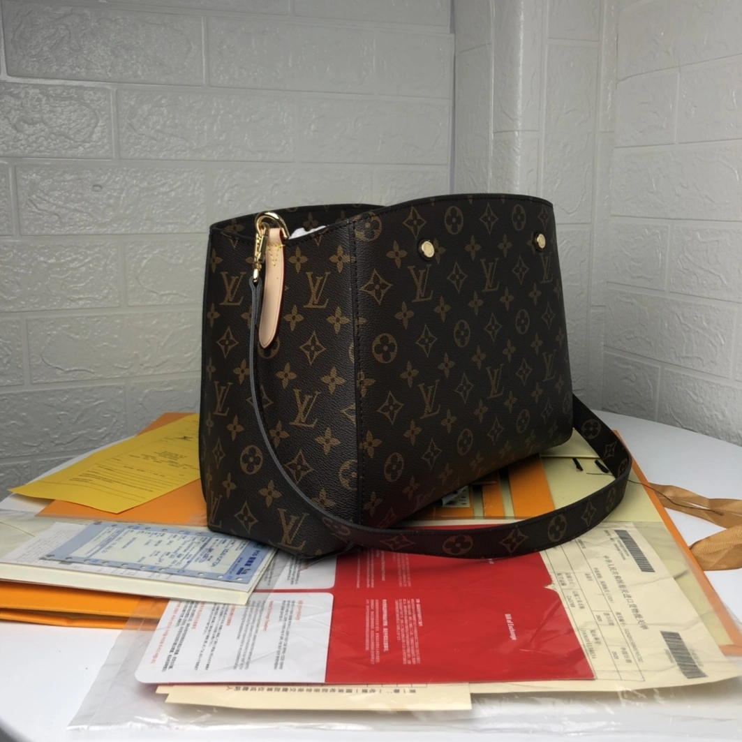 Louis Vuitton AAA Quality Handbags For Women Breathable 8167