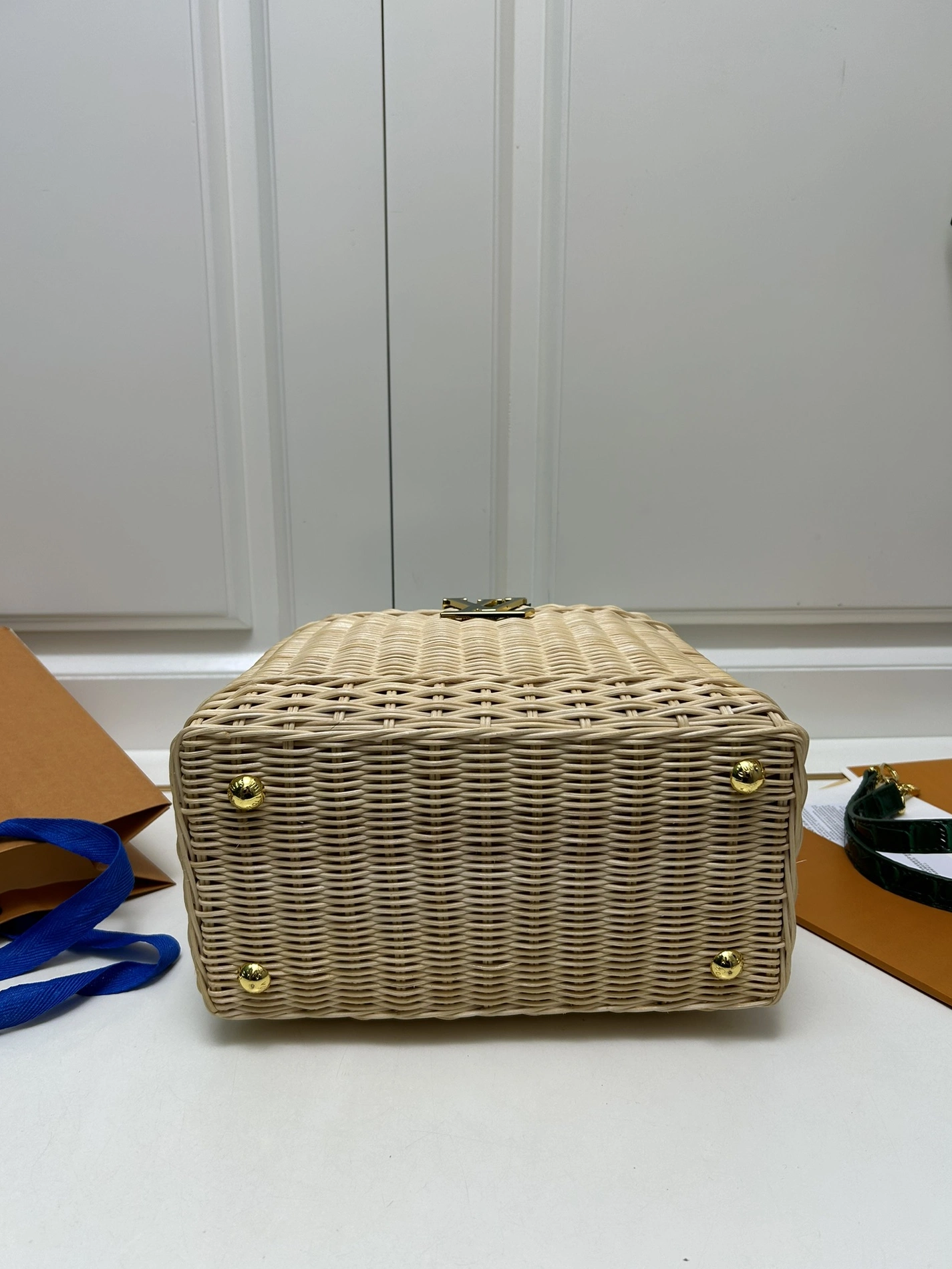 Louis Vuitton AAA Quality Handbags For Women ModernLook 2627 - Image 7