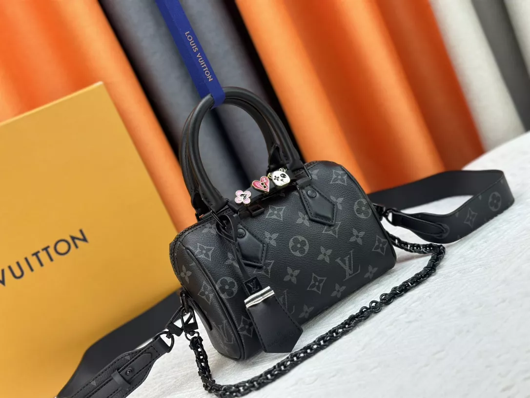 Louis Vuitton AAA Quality Handbags For Women Popular 4515