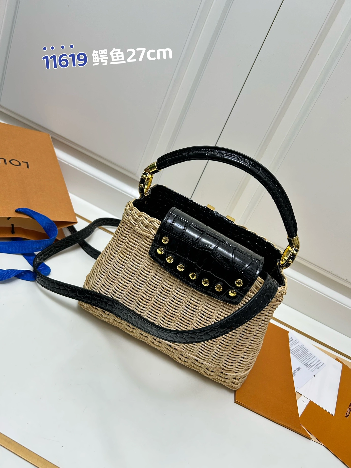 Louis Vuitton AAA Quality Handbags For Women Vibrant 4449