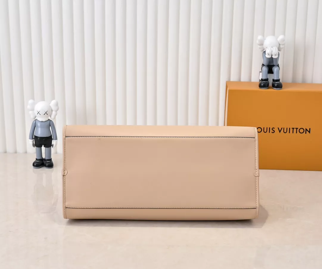 Louis Vuitton AAA Quality Handbags For Women Vibrant 5321 - Image 4