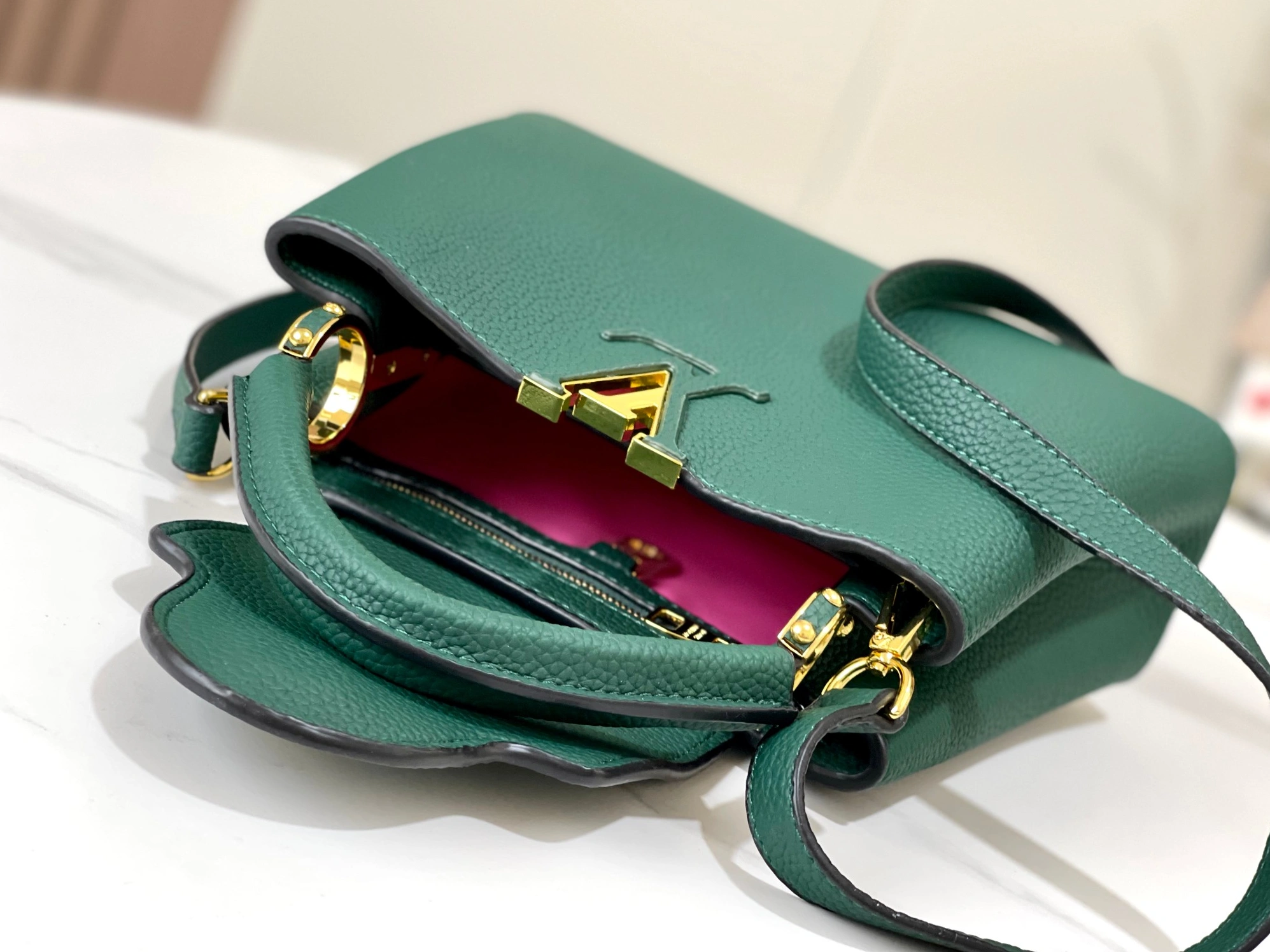 Louis Vuitton AAA Quality Messenger Bags For Women BestValue 7484 - Image 8