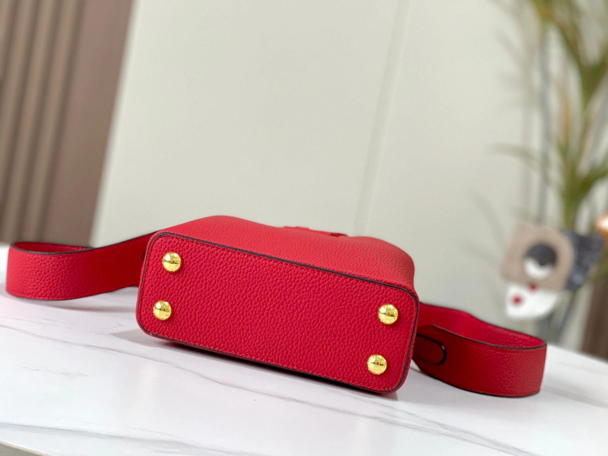 Louis Vuitton AAA Quality Messenger Bags For Women Breathable 7366 - Image 4