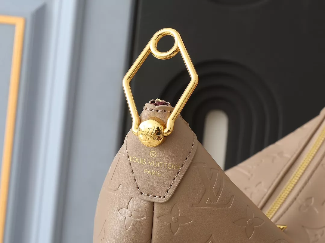 Louis Vuitton AAA Quality Messenger Bags For Women Elegant 3782 - Image 5