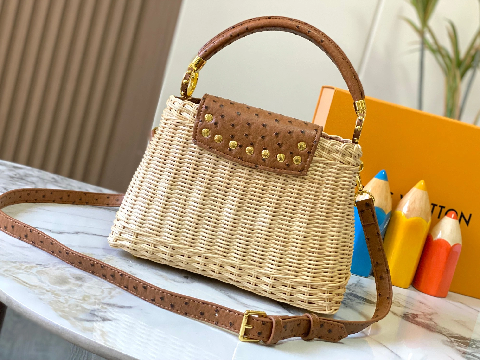 Louis Vuitton AAA Quality Messenger Bags For Women EyeCatching 6372 - Image 3