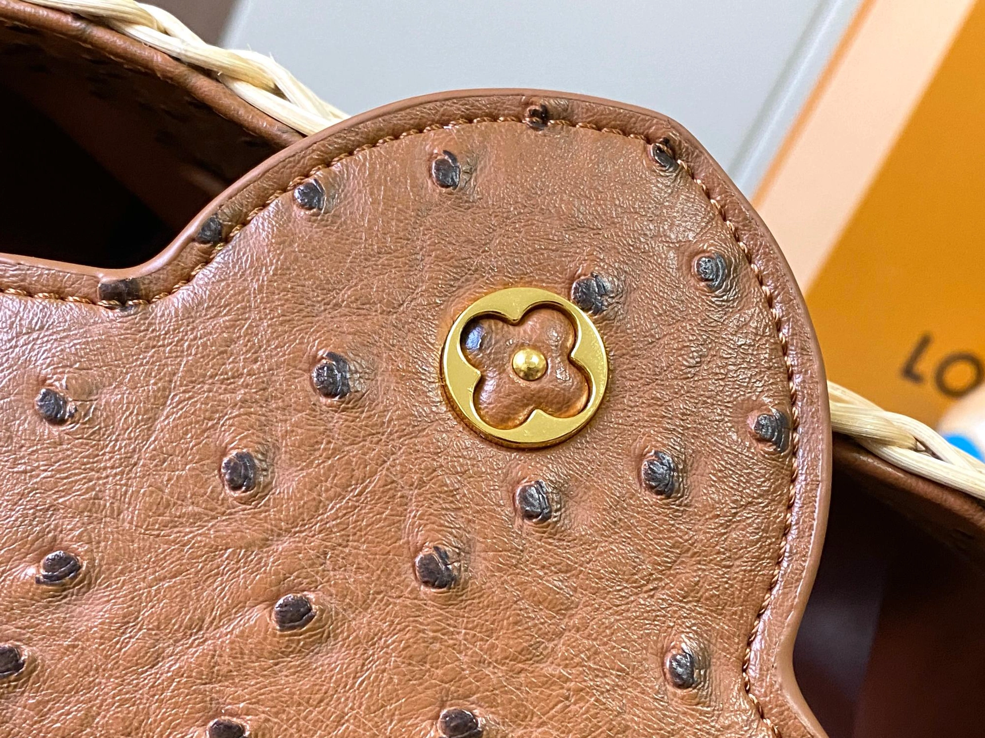 Louis Vuitton AAA Quality Messenger Bags For Women EyeCatching 6372 - Image 7