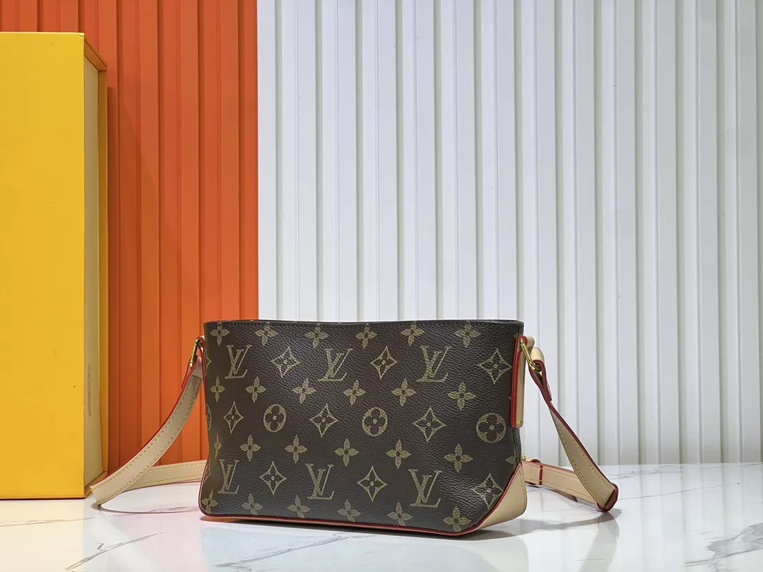 Louis Vuitton AAA Quality Messenger Bags For Women Modern 878 - Image 3