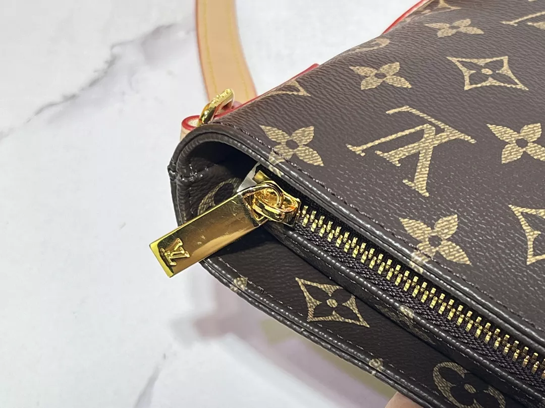 Louis Vuitton AAA Quality Messenger Bags For Women Modern 878 - Image 4