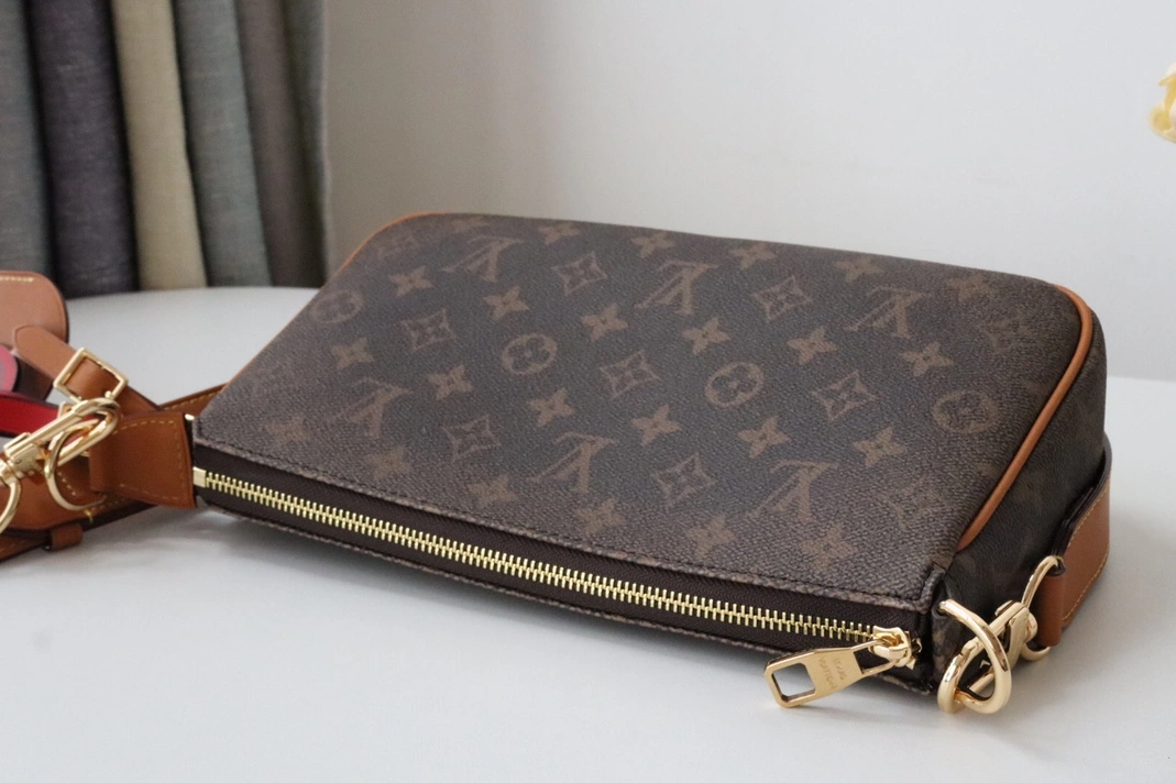 Louis Vuitton AAA Quality Messenger Bags For Women SmartChoice 2334 - Image 6