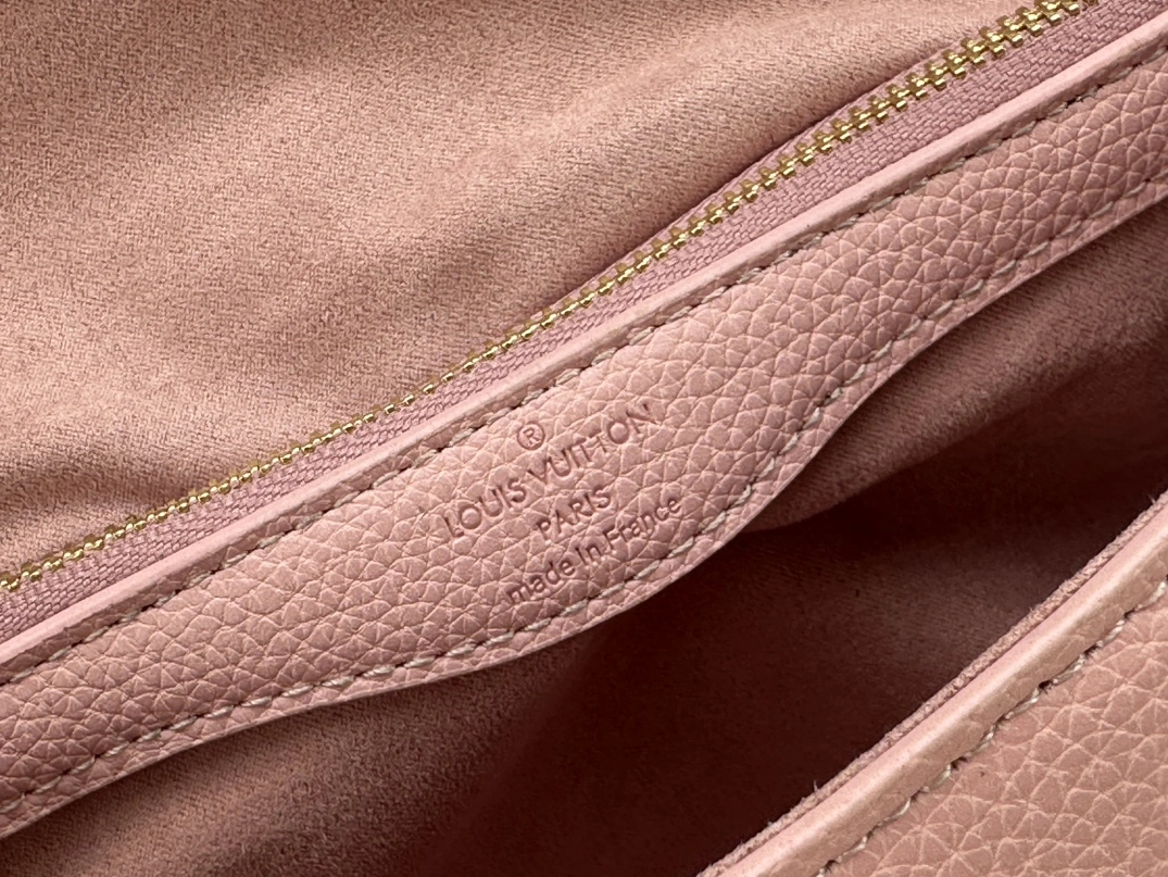 Louis Vuitton AAA Quality Messenger Bags For Women UrbanStyle 3576 - Image 7