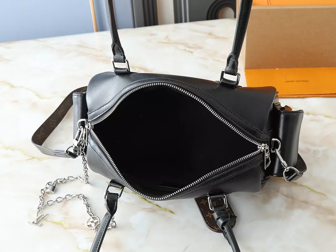 Louis Vuitton AAA Quality Shoulder Bags For Women Bright 6182 - Image 8