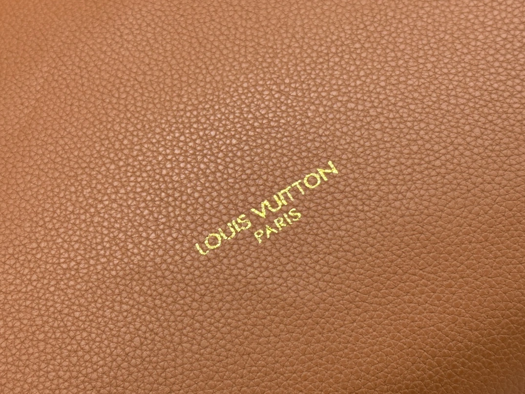 Louis Vuitton AAA Quality Shoulder Bags For Women Durable 2765 - Image 5