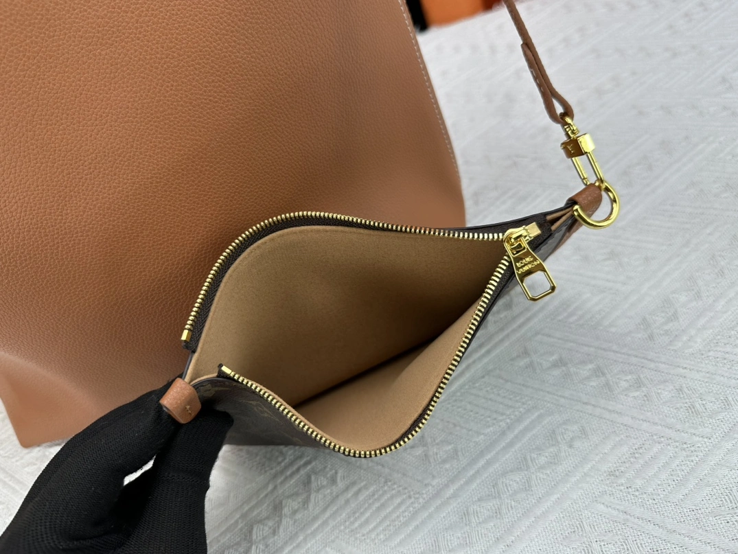 Louis Vuitton AAA Quality Shoulder Bags For Women Durable 2765 - Image 7