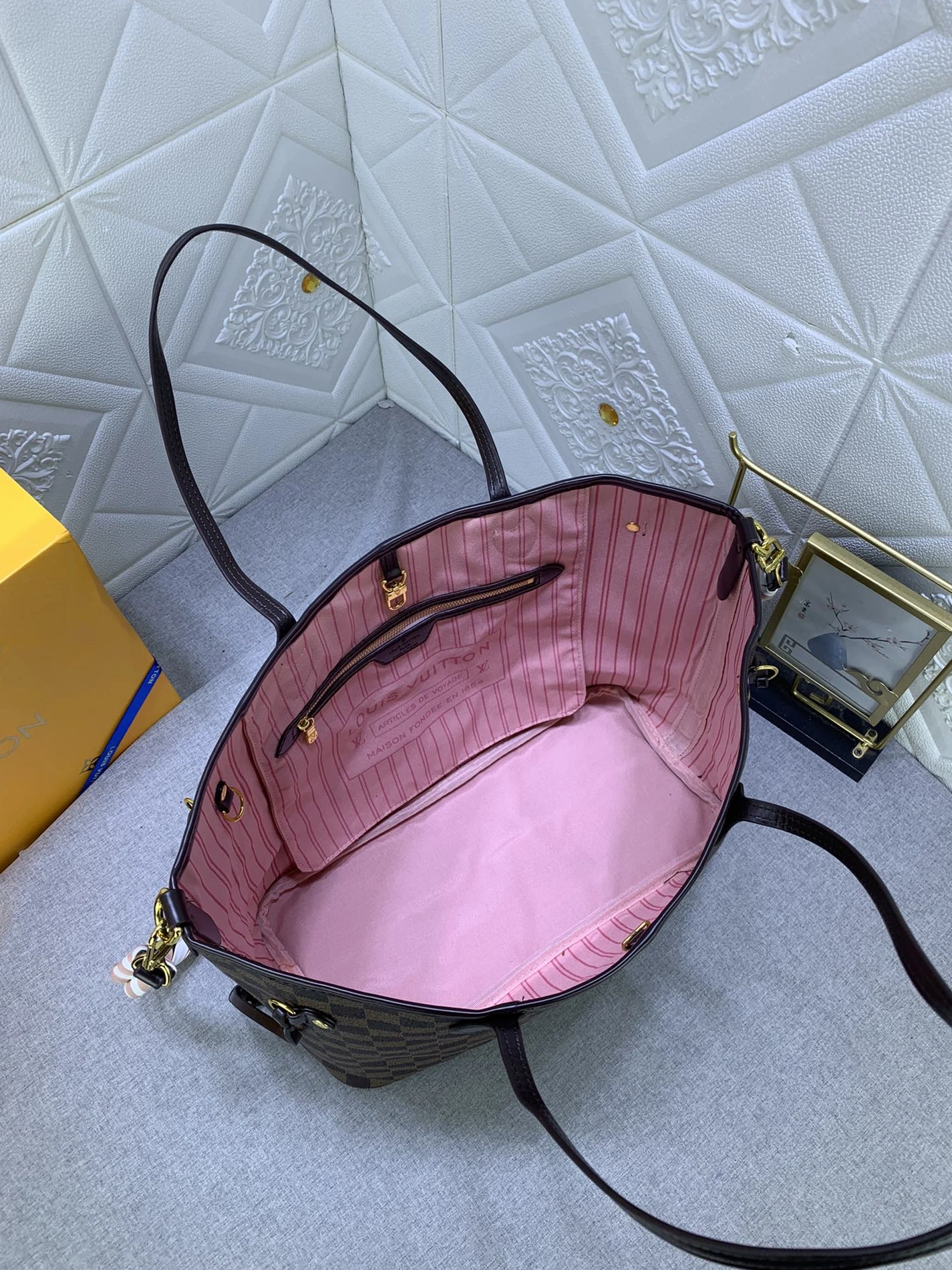 Louis Vuitton AAA Quality Shoulder Bags For Women EasyMatch 3540 - Image 7