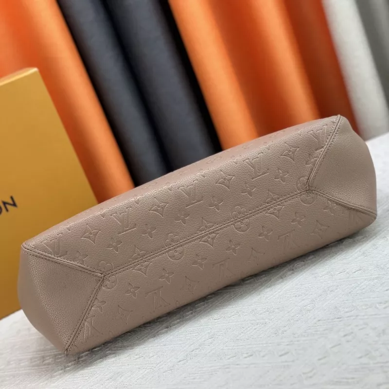 Louis Vuitton AAA Quality Shoulder Bags For Women Flexible 6479 - Image 5