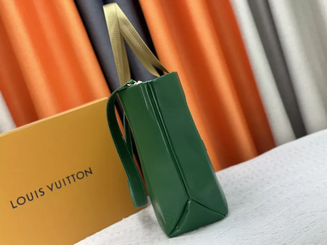 Louis Vuitton AAA Quality Shoulder Bags For Women Timeless 9750 - Image 3