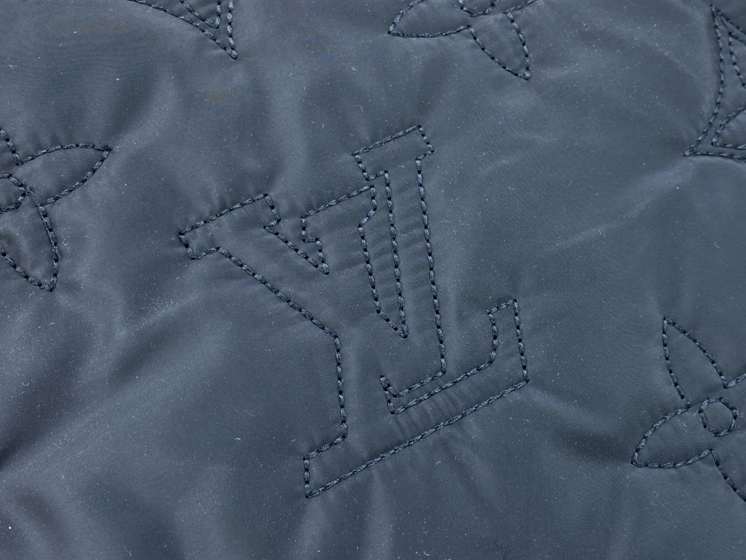 Louis Vuitton AAA Quality Tote-Handbags For Women Versatile 303 - Image 6