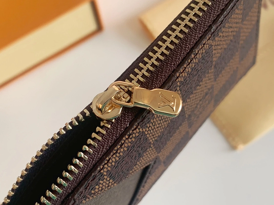 Louis Vuitton Card Case For Unisex Bright 7282 - Image 6