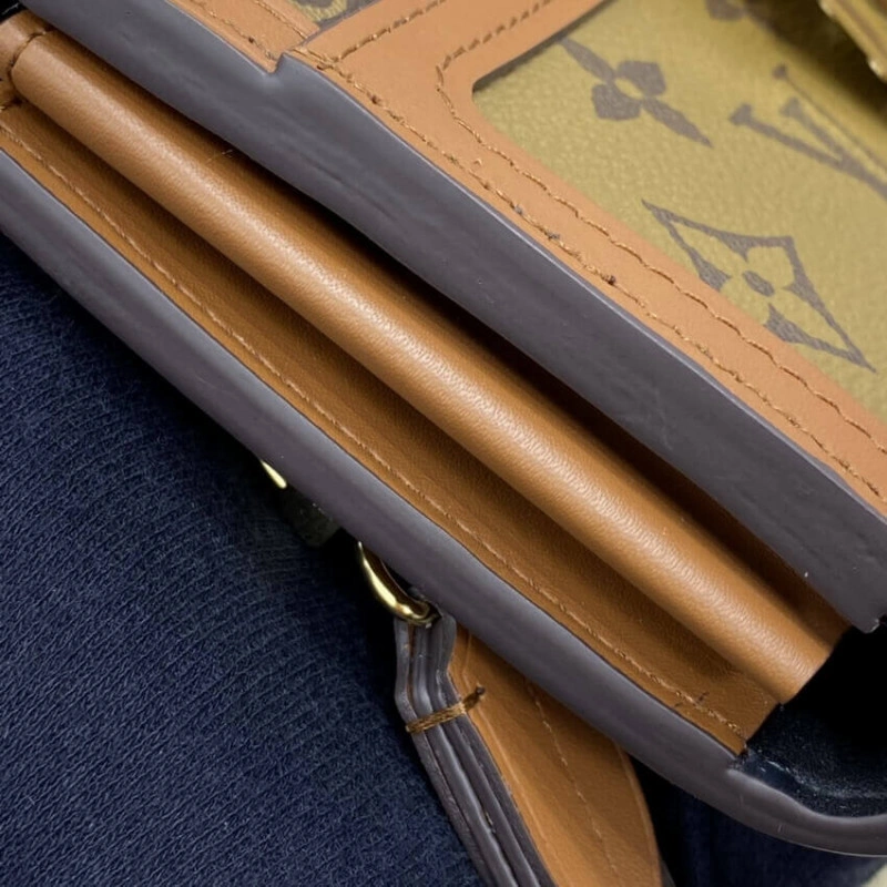 <span><spa Louis Vuitton Dauphine Zippy Wallet - Image 7