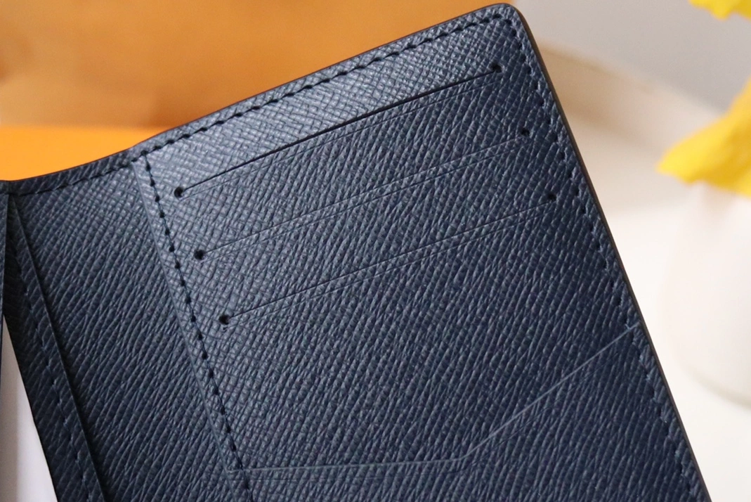 Louis Vuitton LV Card Case AllSeason 8489 - Image 7