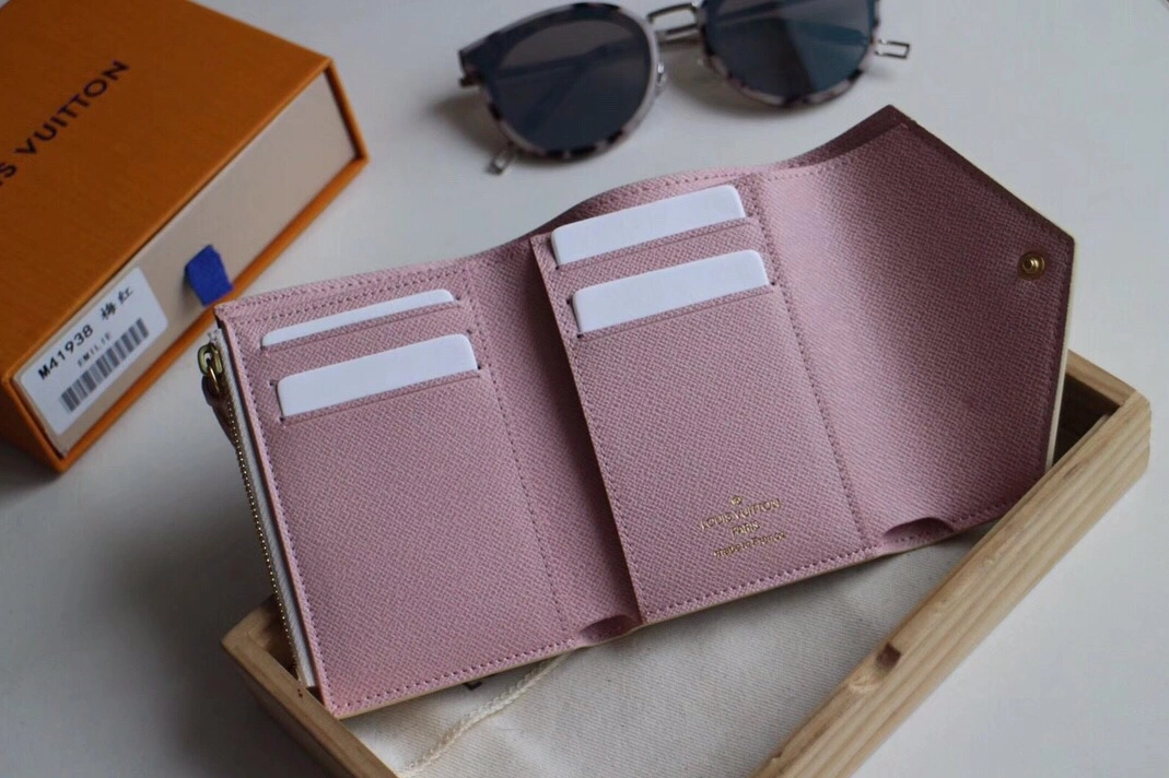 Louis Vuitton LV Card Case Classic 3078 - Image 4