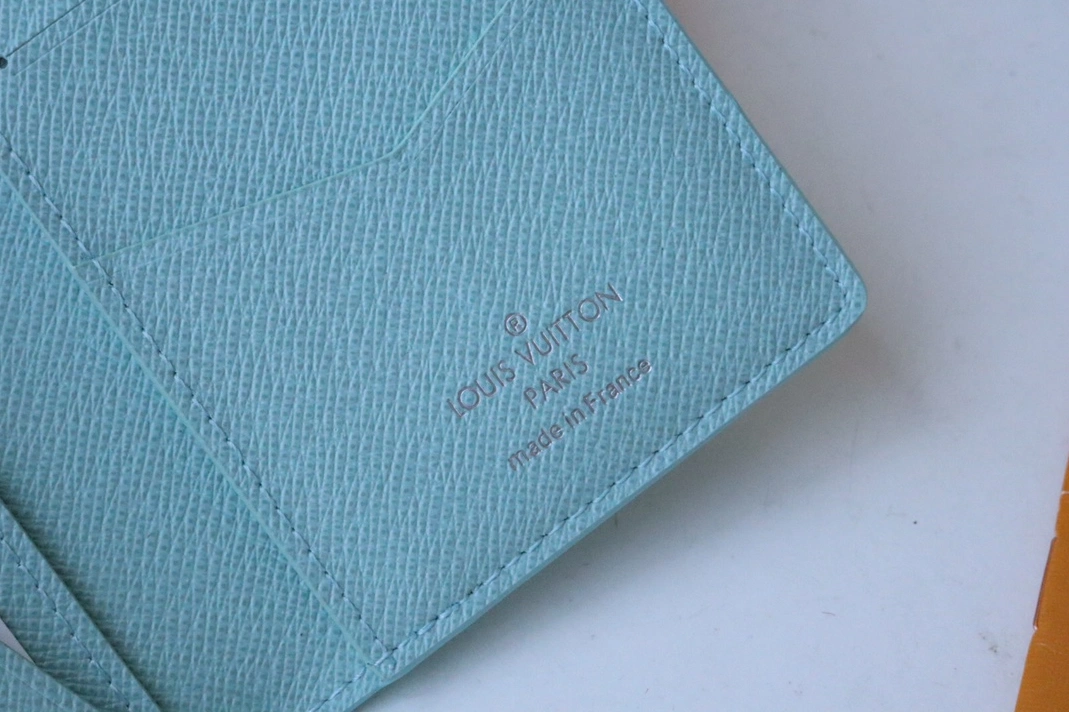 Louis Vuitton LV Card Case Elegant 440 - Image 6