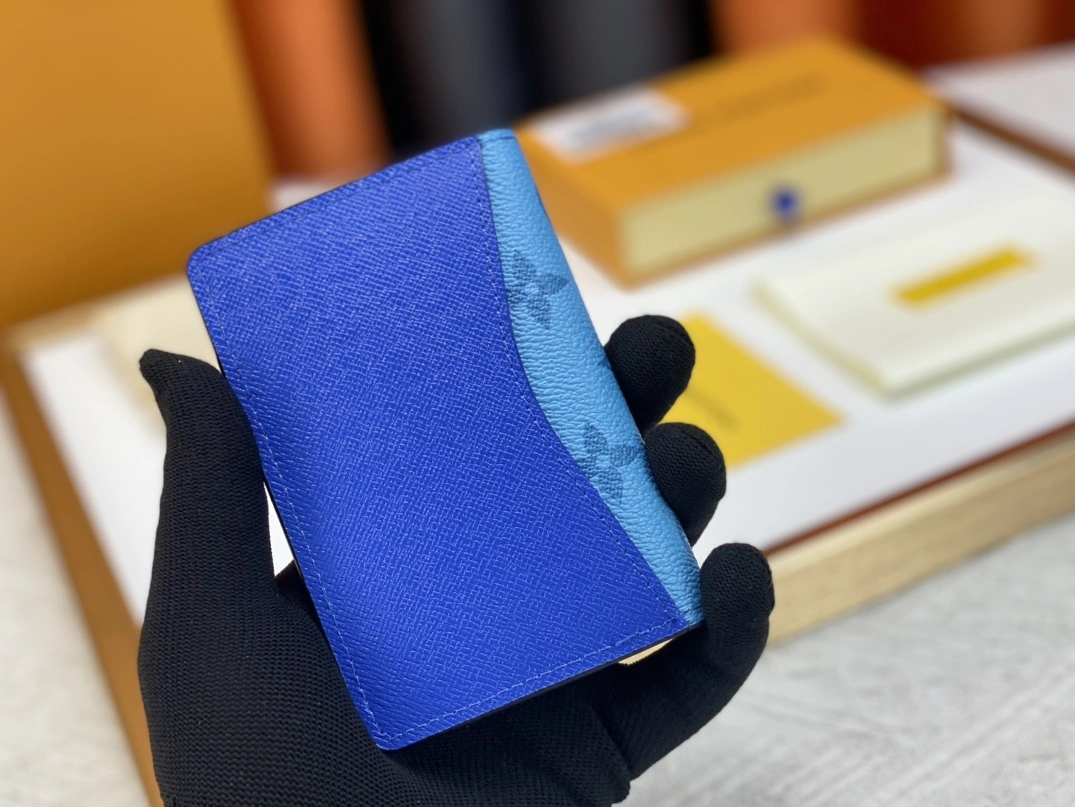 Louis Vuitton LV Card Case For Unisex Fashionable 5772