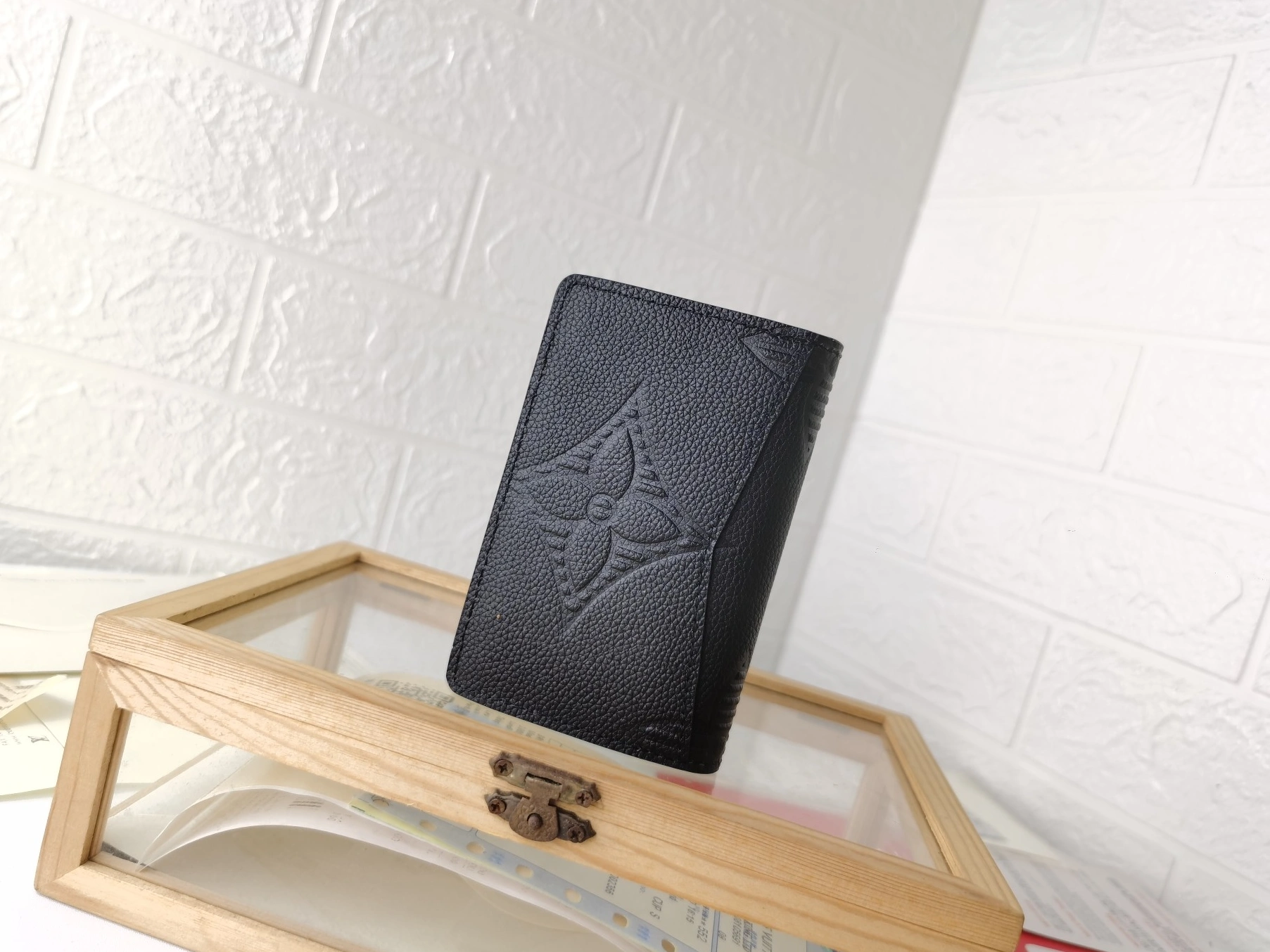 Louis Vuitton LV Card Case For Unisex SportInspired 6619