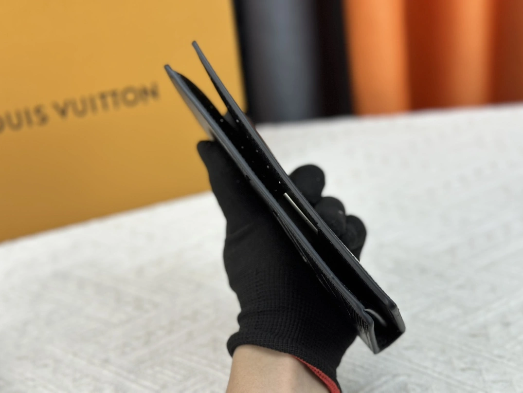 Louis Vuitton LV Card Case For Unisex StreetReady 5268 - Image 5