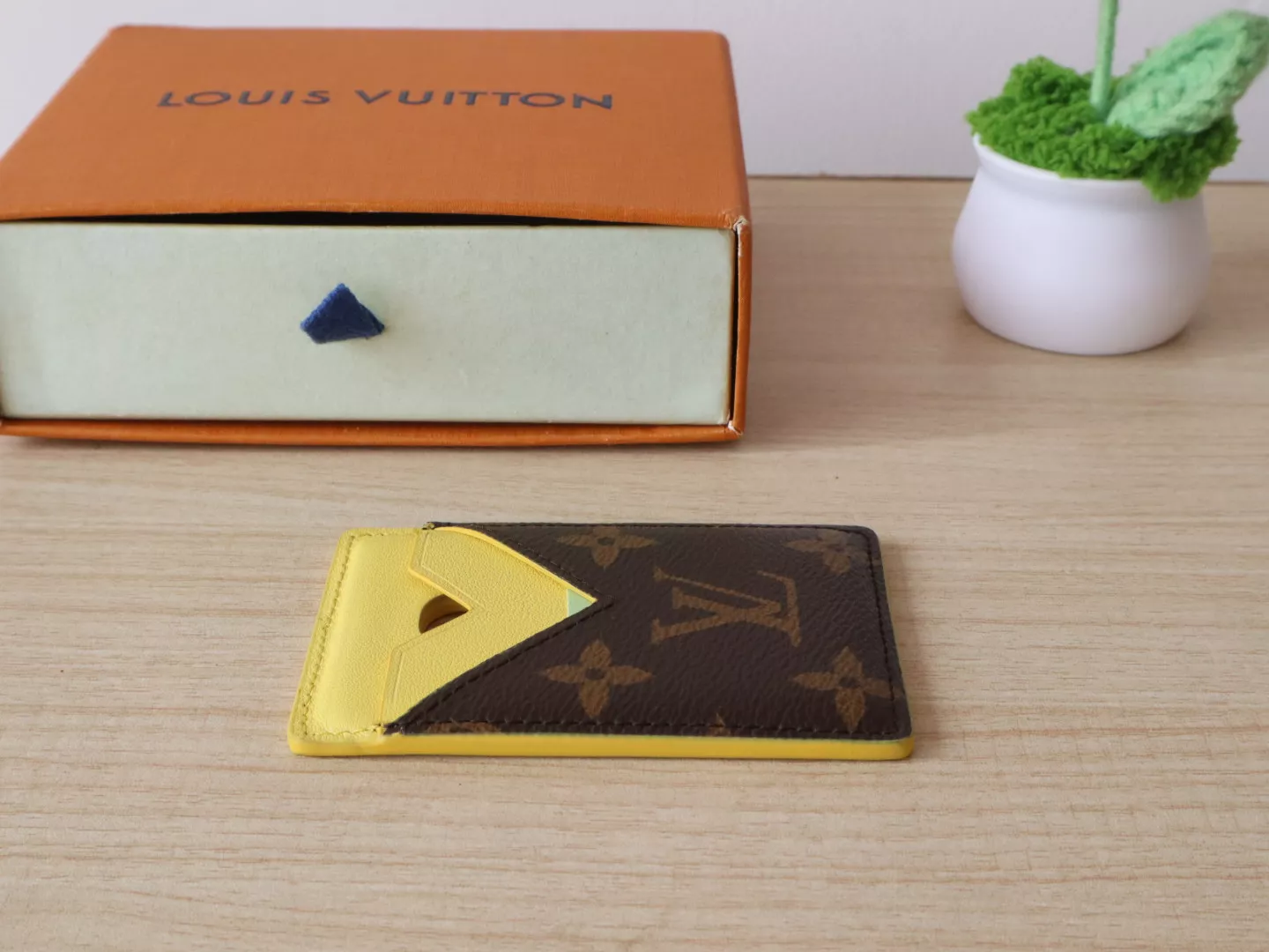 Louis Vuitton LV Card Case For Women Affordable 4715 - Image 5