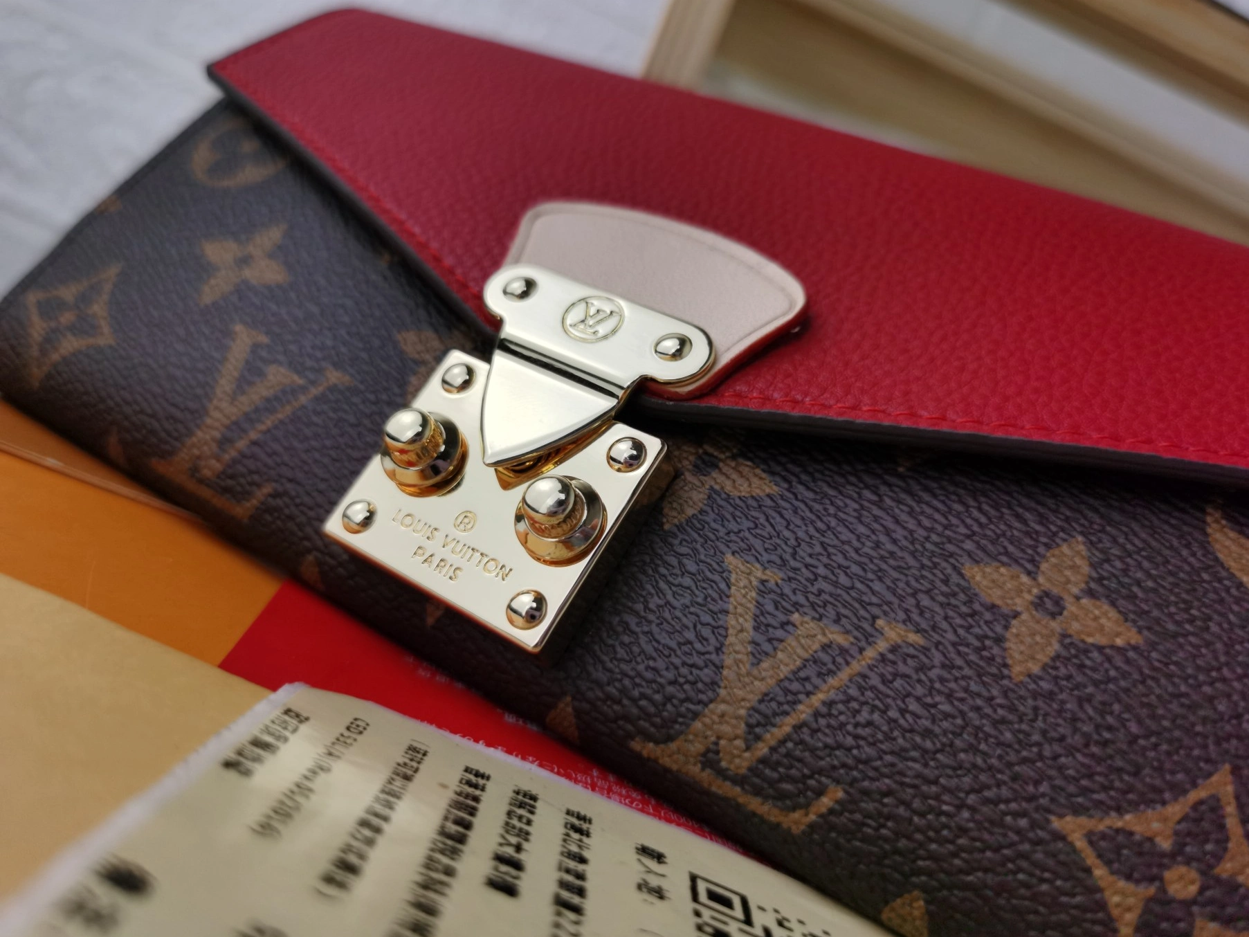 Louis Vuitton LV Card Case For Women Cozy 9284 - Image 4