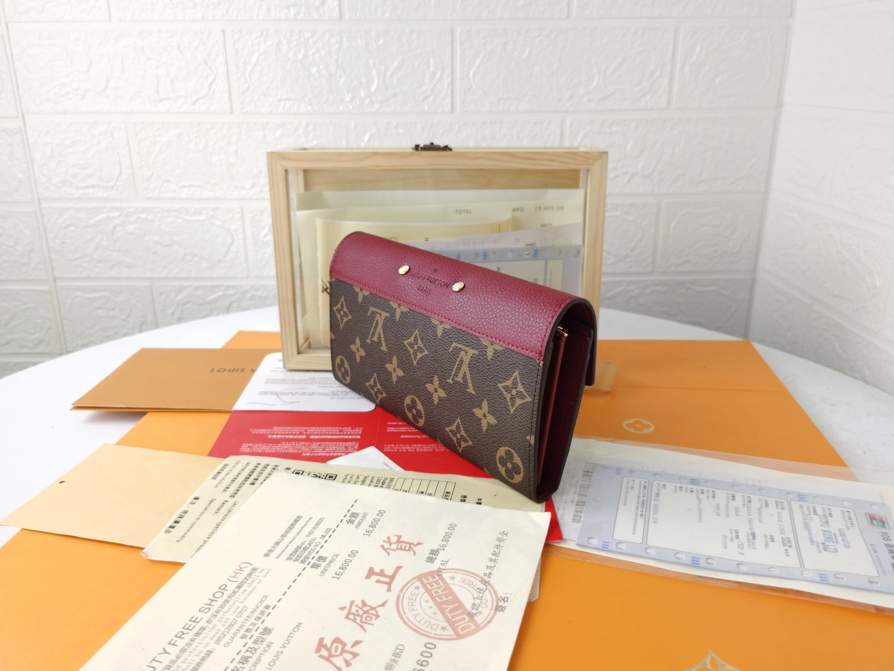 Louis Vuitton LV Card Case For Women Efficient 9276 - Image 3